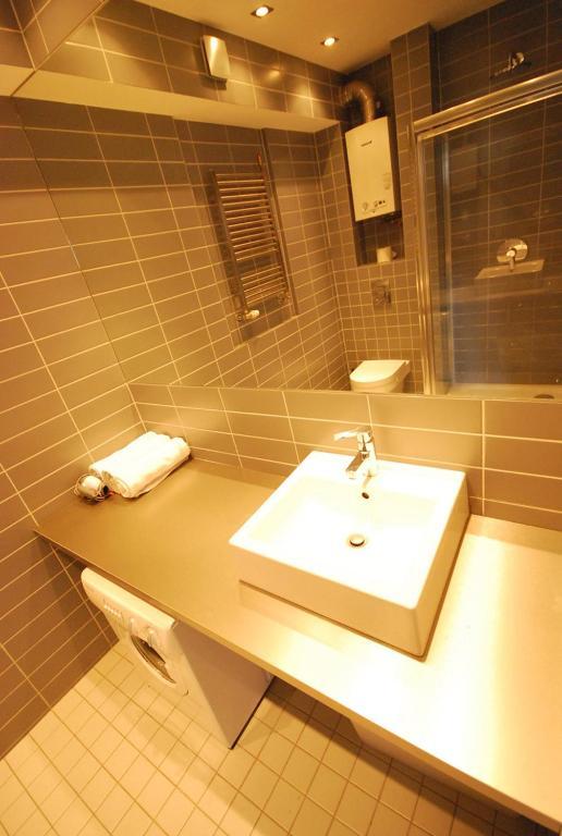 Apartment4You - Solidarnosci Warschau Kamer foto